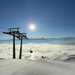 Himalayan Vibes Icogne