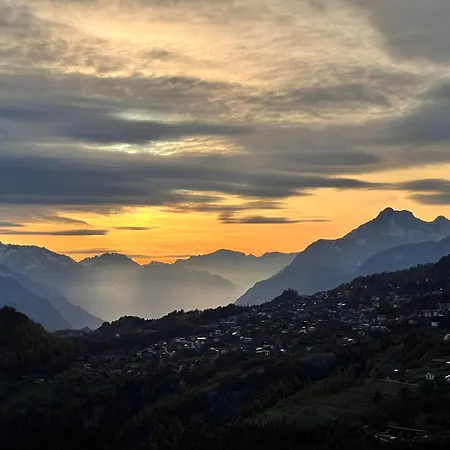 Himalayan Vibes Icogne